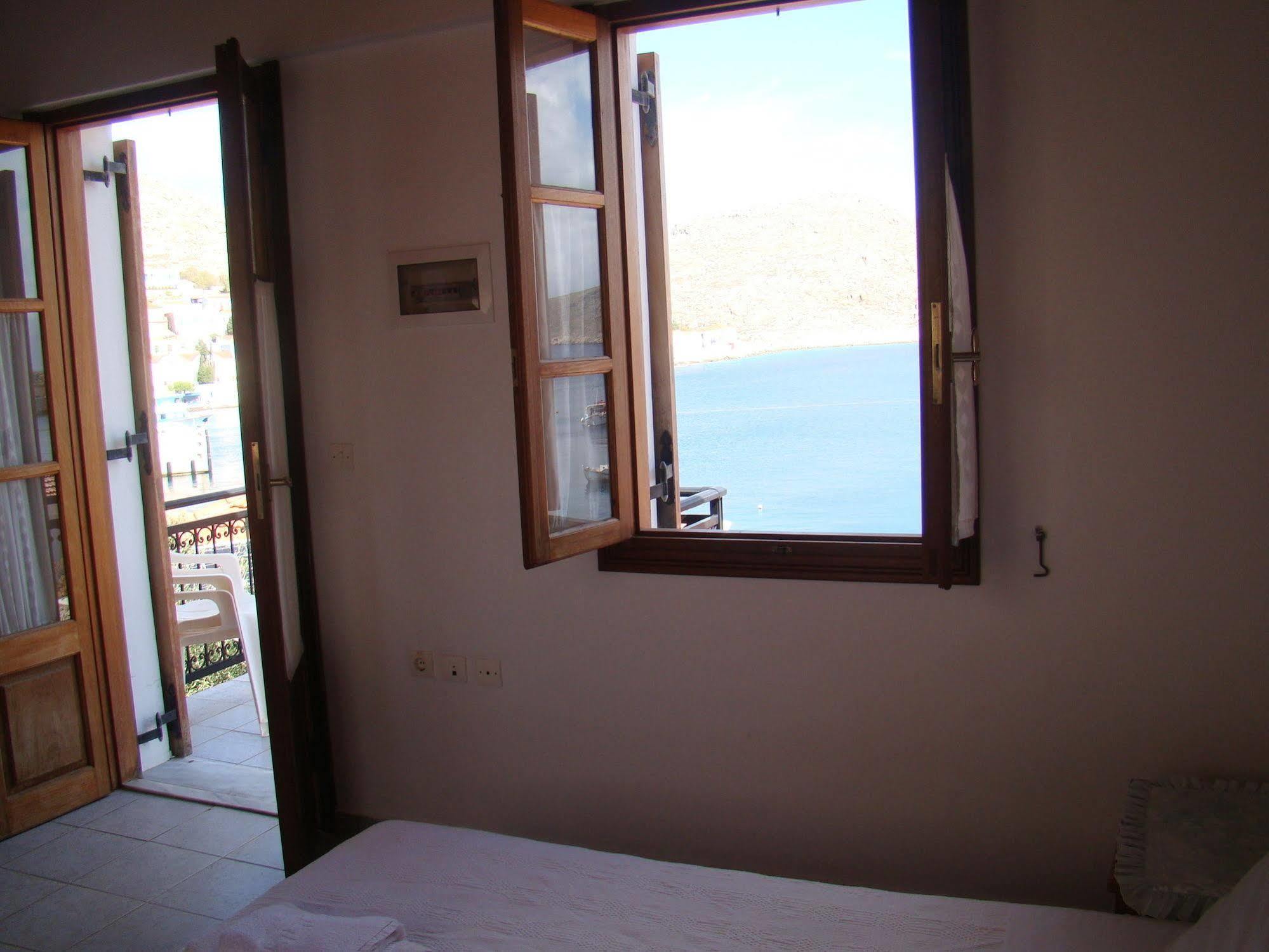 Halki Sea House Hotel Ngoại thất bức ảnh